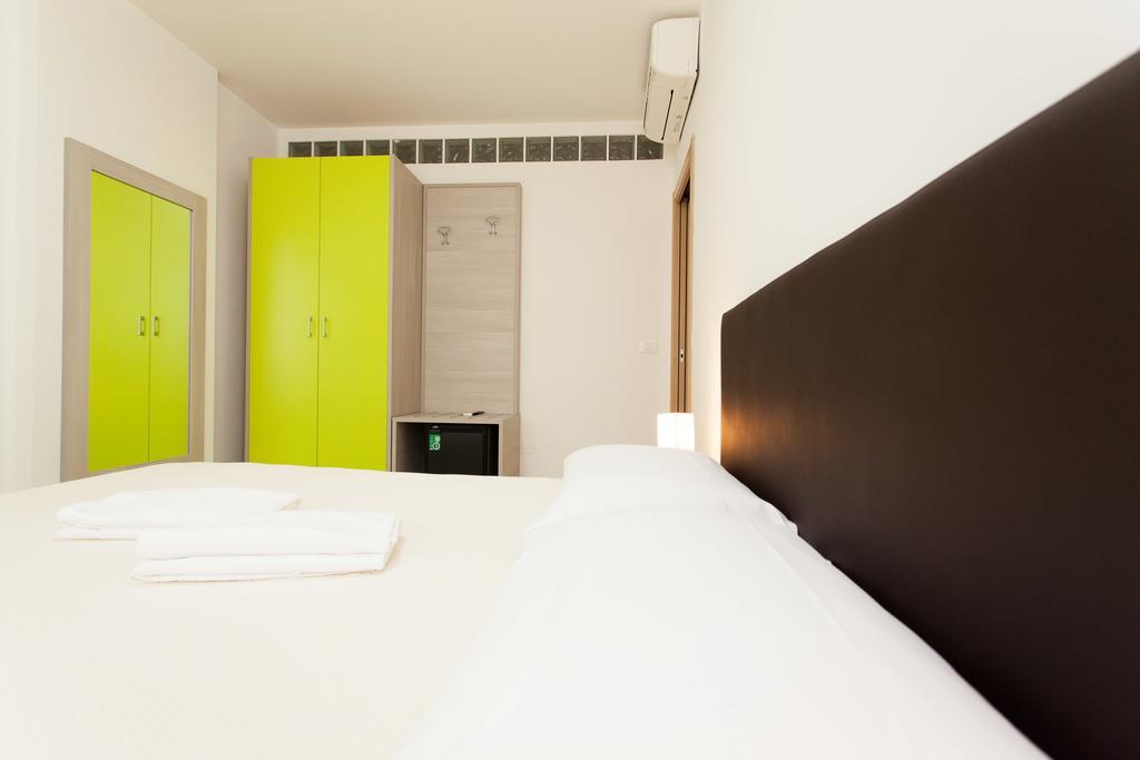 Garni House Majorana Hotel Ренде Екстериор снимка